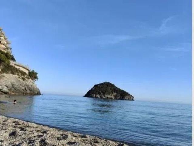 Villa Indipendente in affitto a Spotorno, Liguria