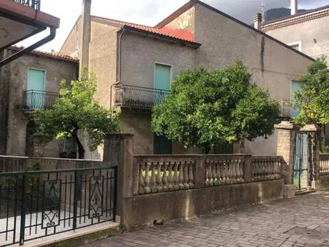 Villa Indipendente in affitto a Stella Cilento, Campania