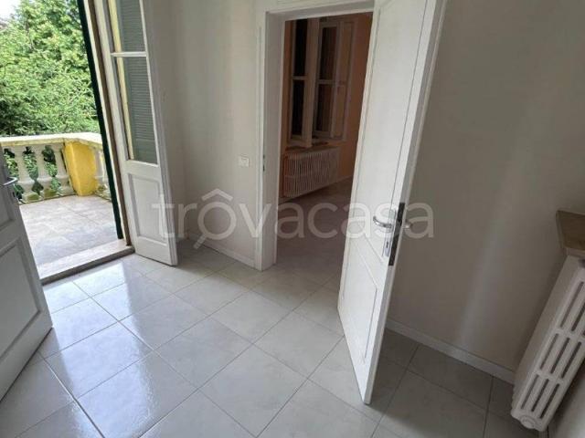 Villa Indipendente in affitto a Suzzara, Lombardia