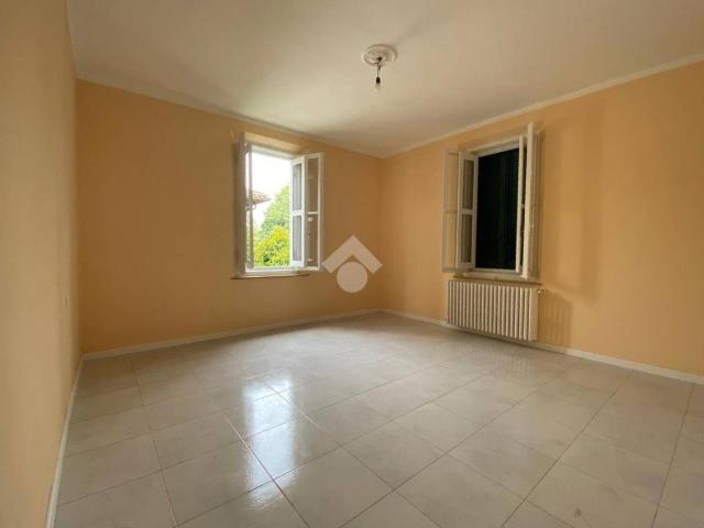 Villa Indipendente in affitto a Suzzara, Lombardia