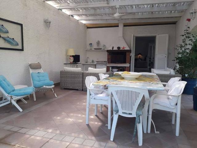 Villa Indipendente in affitto a Terracina, Lazio