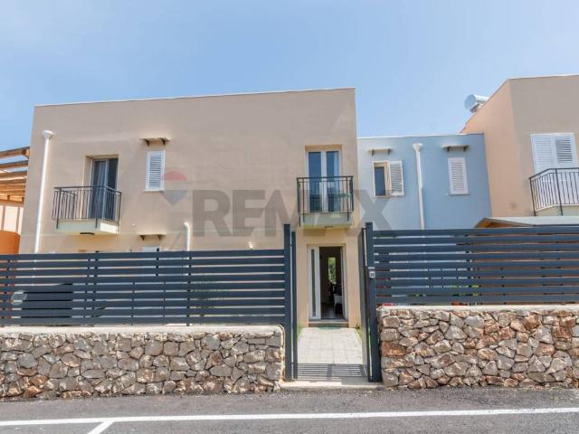 Villa Indipendente in affitto a Terrasini, Sicilia