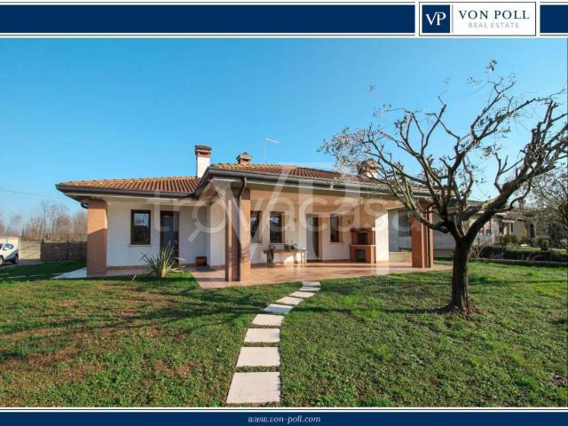 Villa Indipendente in affitto a Tezze Sul Brenta, Veneto