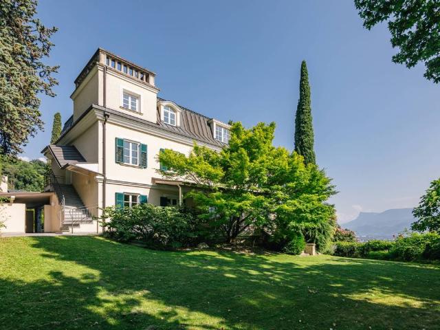 Villa Indipendente in affitto a Burggrafenamt - Burgraviato, Tirolo - Tirol