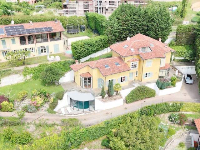 Villa Indipendente in vendita a Circoscrizione 7, Piemonte