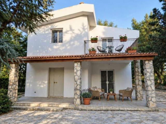 Villa Indipendente in affitto a Toritto, Bari
