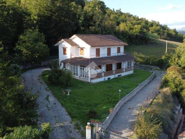 Villa Indipendente in affitto a Torricella Sabina, Lazio