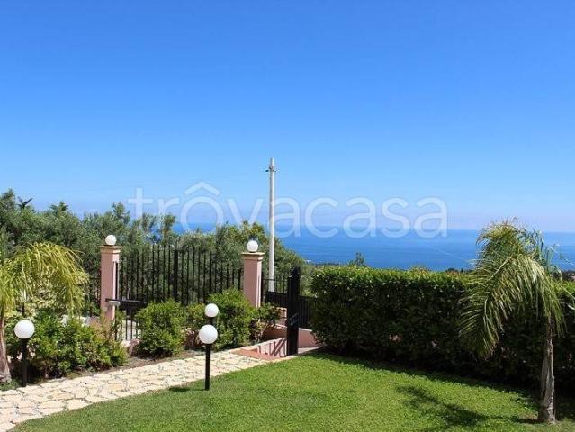 Villa Indipendente in affitto a Campello Sul Clitunno, Umbria