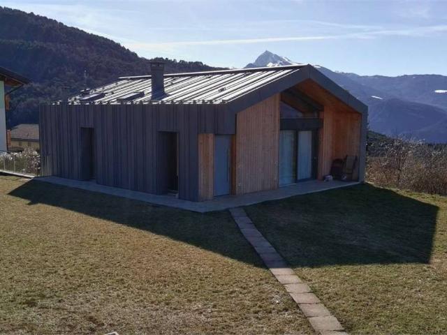 Villa Indipendente in affitto a Territorio Val d'Adige, Trento