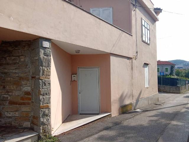 Villa Indipendente in affitto a Servola-Chiarbola-Valmaura-Borgo San Sergio, Villa Opicina