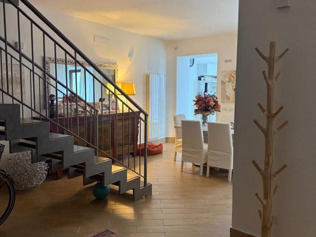 Villa Indipendente in affitto a Borgo Pracchiuso, Reana Del Roiale