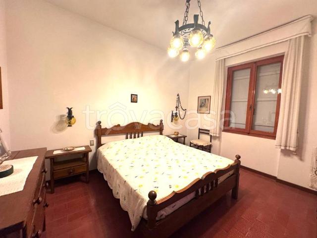 Villa Indipendente in affitto a Schignano, Vaiano