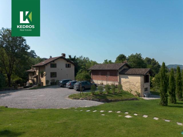 Villa Indipendente in affitto a Bosto, Varese