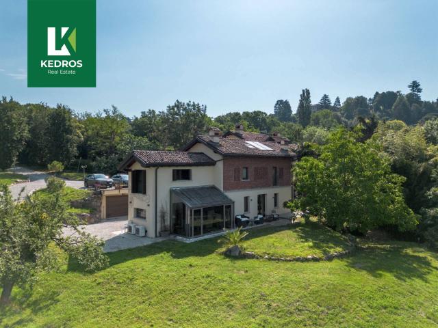 Villa Indipendente in affitto a Bosto, Varese
