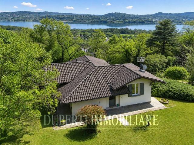 Villa Indipendente in affitto a Varese, Lombardia