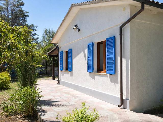 Villa Indipendente in affitto a Canale, Vasto