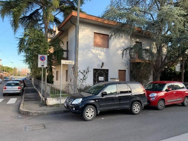 Villa Indipendente in affitto a Verona, Borgo Venezia