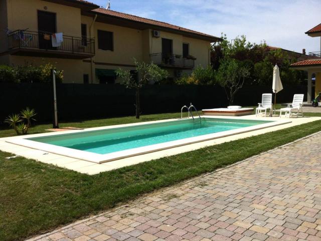 Villa Indipendente in affitto a Torre del Lago Puccini, Viareggio