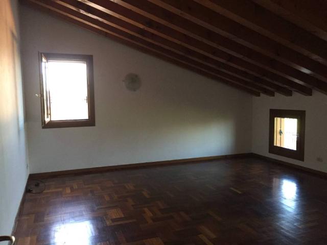 Villa Indipendente in affitto a Saviabona, Vicenza