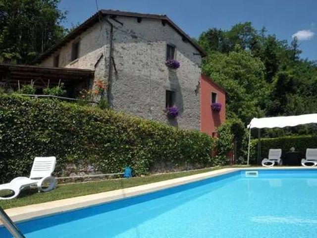 Villa Indipendente in affitto a Unione Comuni Garfagnana, Villa Collemandina