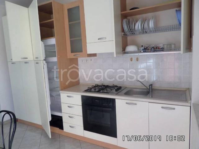 Villa Indipendente in affitto a Fabbreria, Campello Sul Clitunno