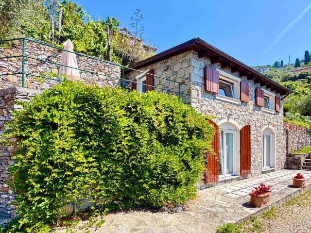Villa Indipendente in affitto a Sant'Ambrogio, Zoagli