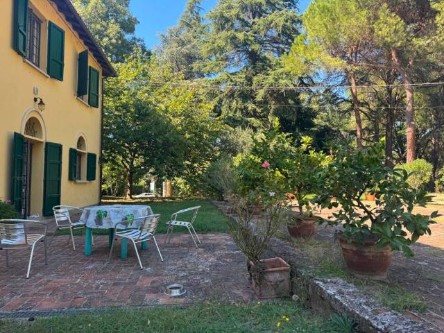 Villa Indipendente in affitto a Zola Predosa, Reggio Emilia