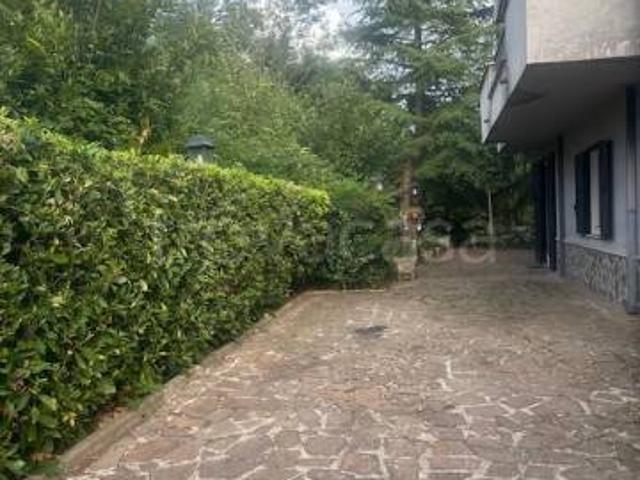 Villa Indipendente in affitto a Alatri, Lazio