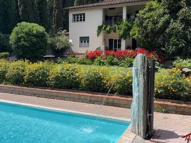 Villa Indipendente in affitto a Palazzo Del Pero, Toscana