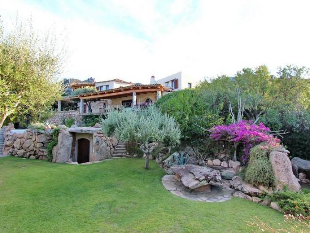 Villa Indipendente in affitto a Cortaccione, Spoleto