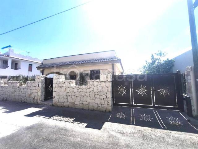 Villa Indipendente in affitto a Fabbreria, Campello Sul Clitunno