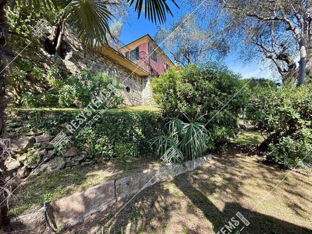 Villa Indipendente in affitto a San Lorenzo Della Costa, Liguria