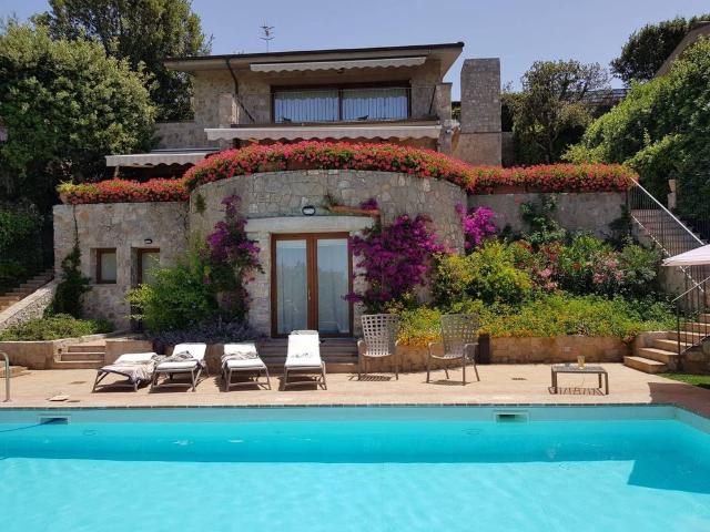 Villa Indipendente in affitto a Castiglione Della Pescaia, Toscana