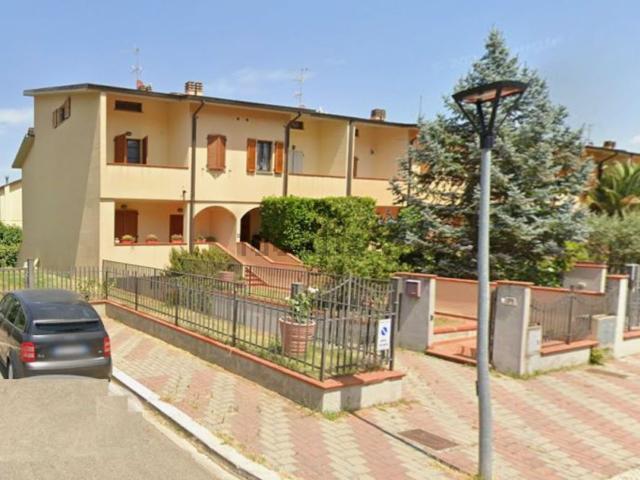Casa in affitto a Palazzo Del Pero, Toscana