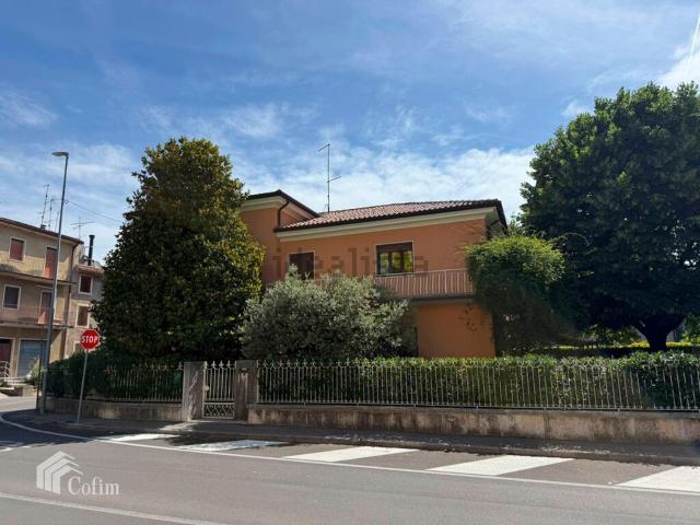 Casa in affitto a Grezzana, Veneto