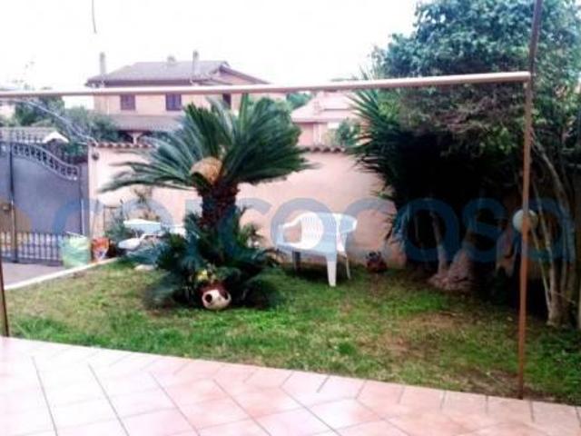 Villa Indipendente in affitto a Municipio Roma VII, Roma Capitale