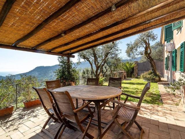 Villa Indipendente in affitto a San Lorenzo Della Costa, Liguria
