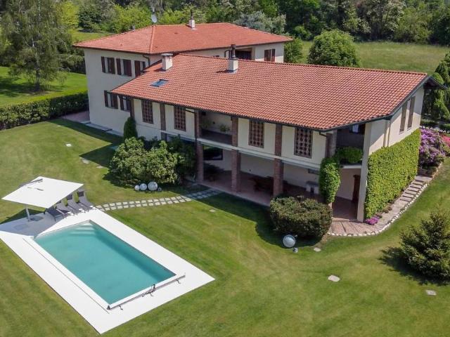 Villa Indipendente in affitto a San Martino, Venegono Superiore