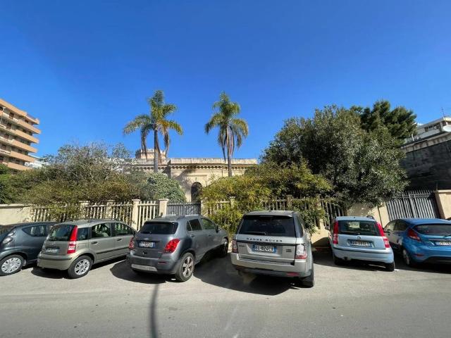Villa Indipendente in affitto a I Circoscrizione, Palermo