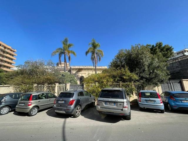 Villa Indipendente in affitto a I Circoscrizione, Palermo