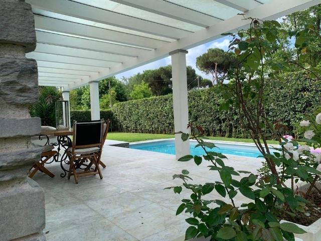 Villa Indipendente in affitto a San Carlo, Marina Di Massa