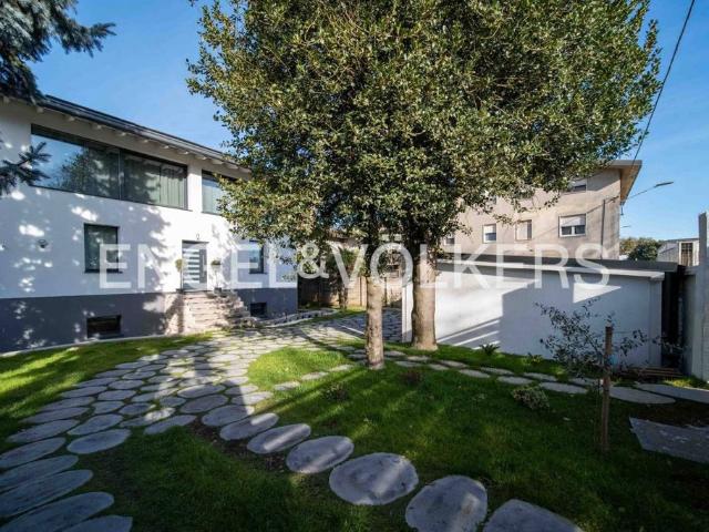 Villa Indipendente in affitto a Castegnate, Castellanza