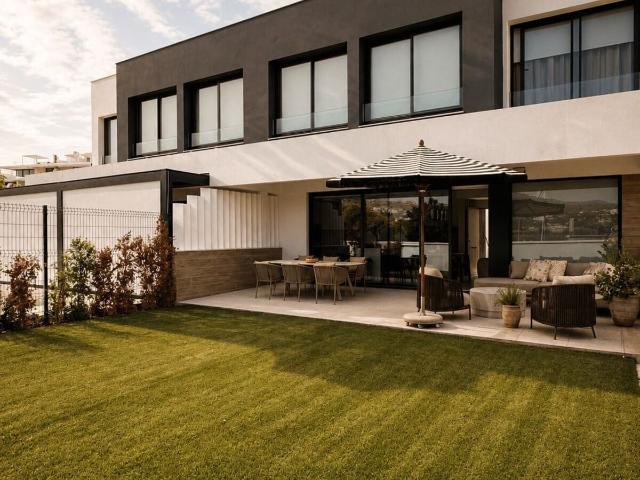 Casa en alquiler en Atalaya Park, Estepona