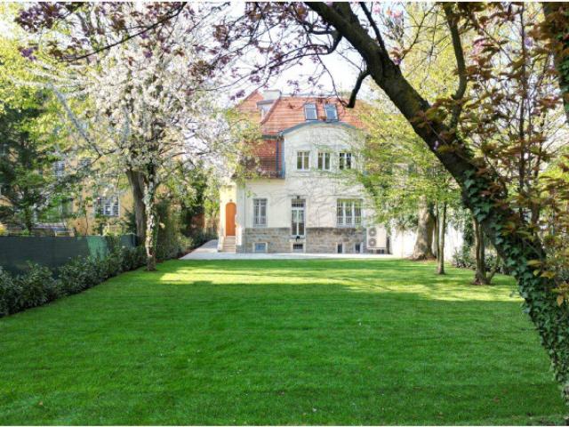 Haus kaufen in Döbling, Wien