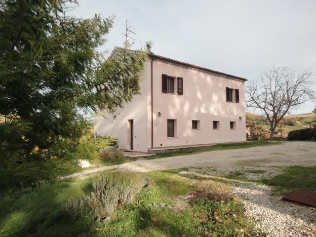 Villa Indipendente in vendita a Marche, Ancona