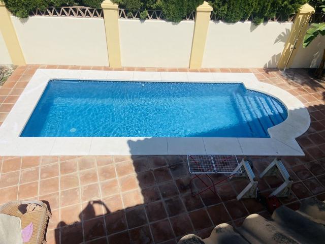Casa en alquiler en Rícmar, Costa del Sol Occidental
