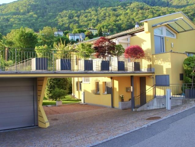 Haus kaufen in Gerra, Gambarogno, Tessin