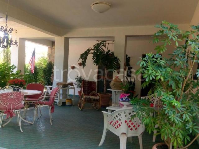 Villa Indipendente in affitto a Baia E Latina, Campania