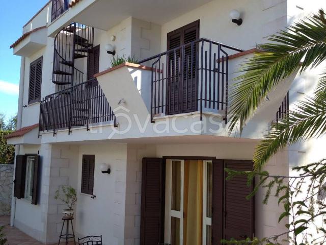Villa Indipendente in affitto a Puglia, Barletta-andria-trani
