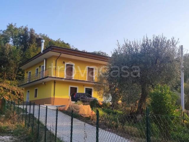 Villa Indipendente in affitto a Salvitelle, Campania